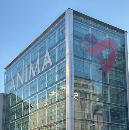 Palazzo di vetro sede di ANIMA a Milano