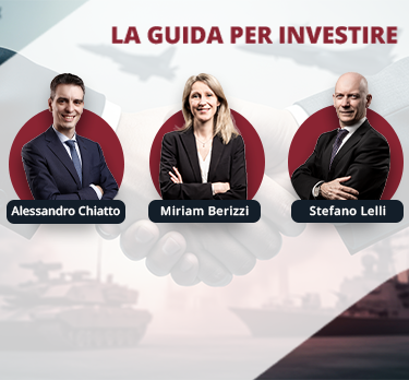 Tre professionisti in abito da lavoro sono insieme per promuovere un evento: La guida per investire